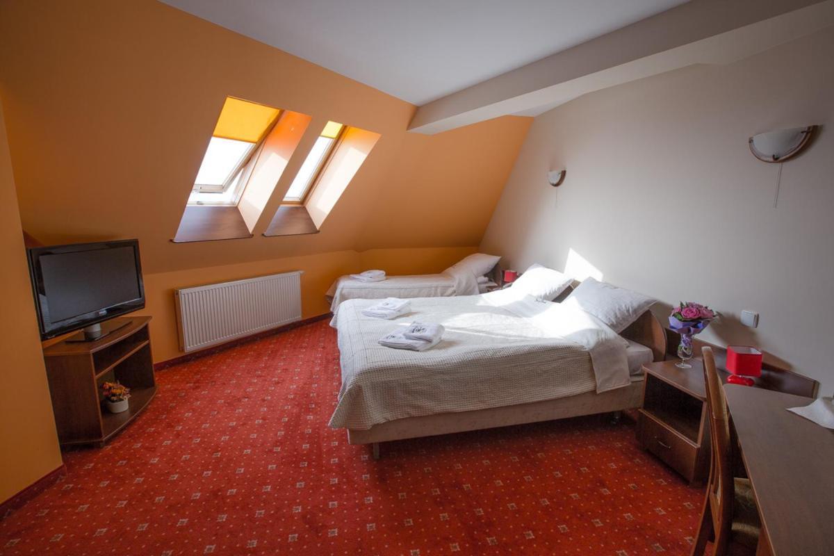 Skalny Dworek 3*